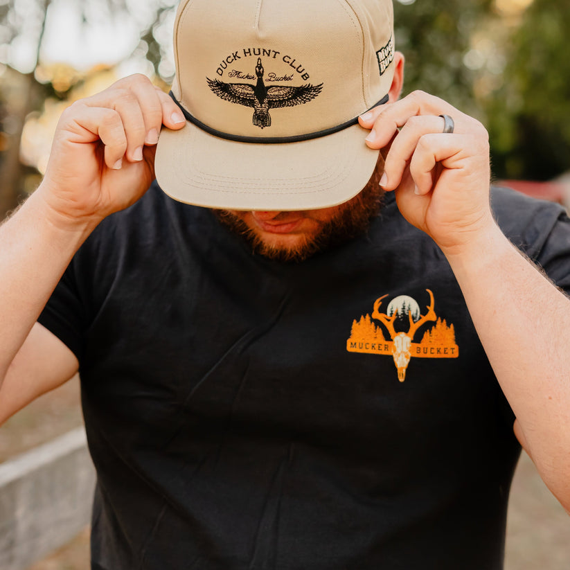 mucker bucket - bang bang premium t-shirt black