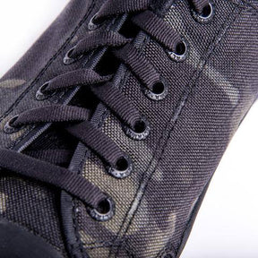 Non-shine rust-proof lace up hardware