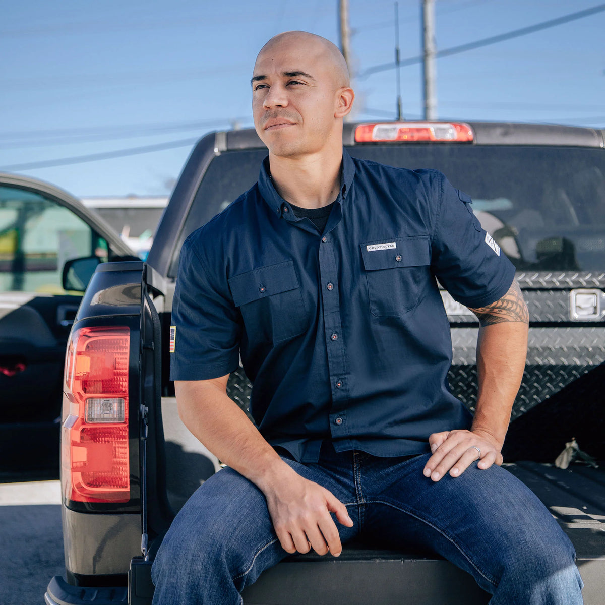 grunt style - navy blue collared work shirt