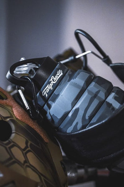 tango charlie - humble and hydrated expandable water bottle black camo