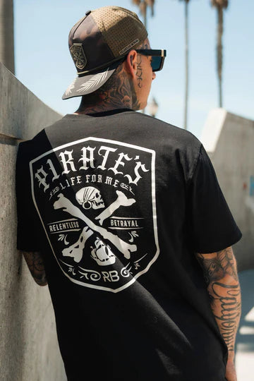 Relentless Betrayal Pirate's Life Black T-Shirt XL