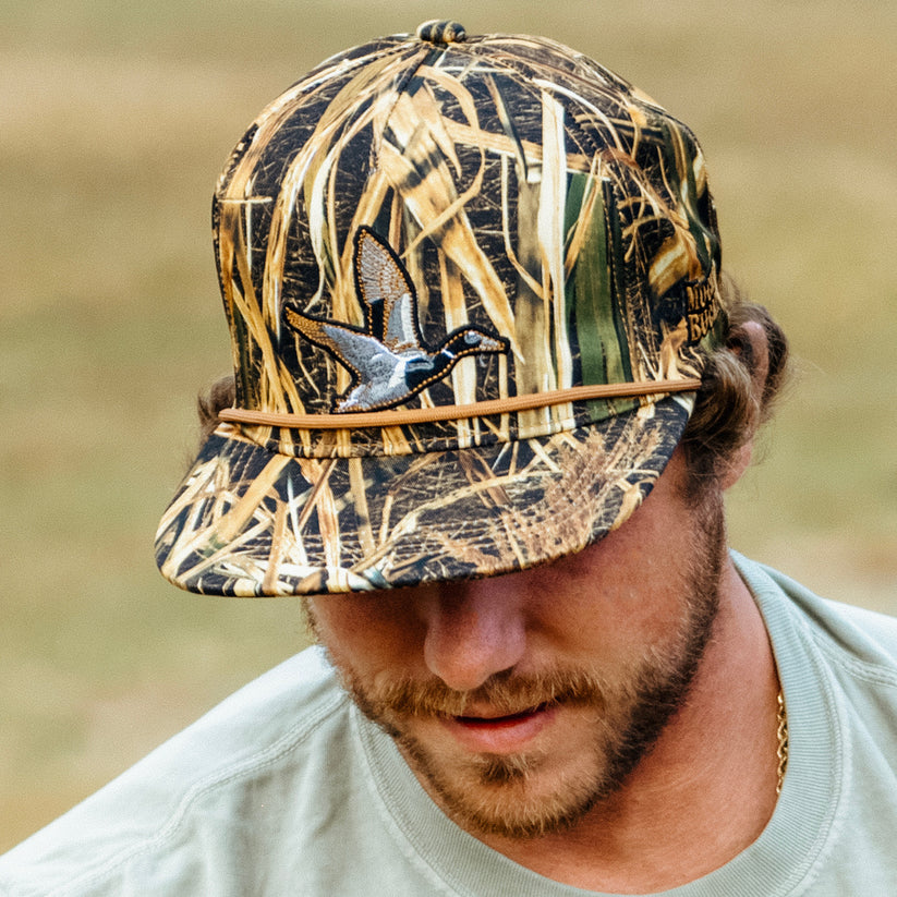 mucker bucket - straw grass camo duck rope detail hat