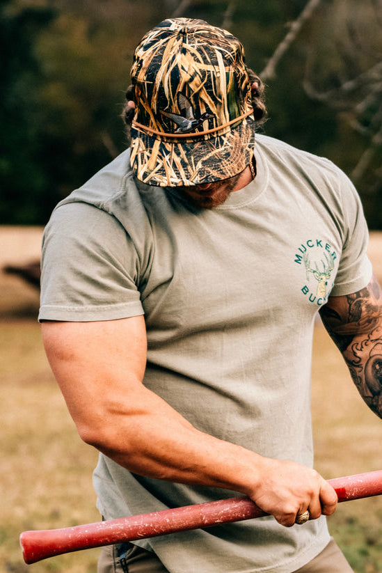 mucker bucket - straw grass camouflage duck hat on model