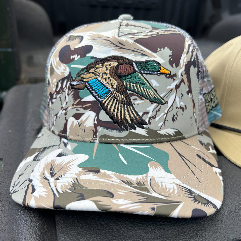 mucker bucket - mallard big woods camo trucker hat