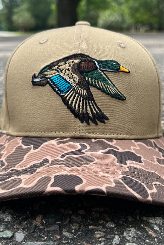 mucker bucket -mallard old school camouflage hat
