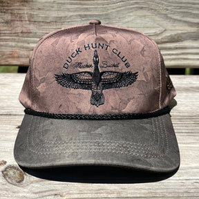 mucker bucket - duck hunt club swamp leaf hat