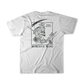 Born United Private Label’s “Memento Mori – White” t-shirt features a black line illustration of an armored skeleton holding a rifle and scythe on the front, with the phrases “Born United” and “memento mori” printed on the back as a philosophical reminder.