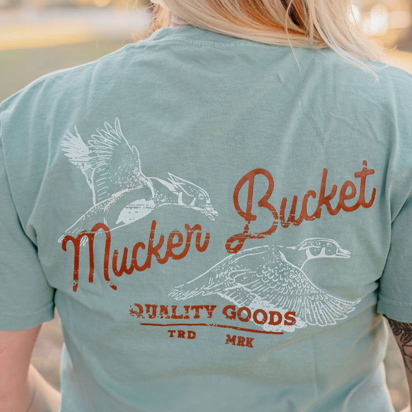 mucker bucket - wood ducks premium tee back on model