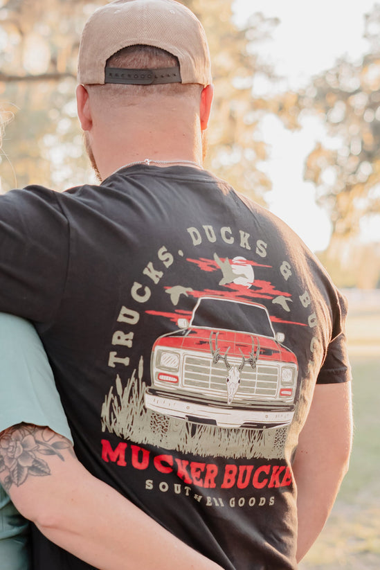 mucker bucket - trucks, ducks & bucks premium tee back on men's model