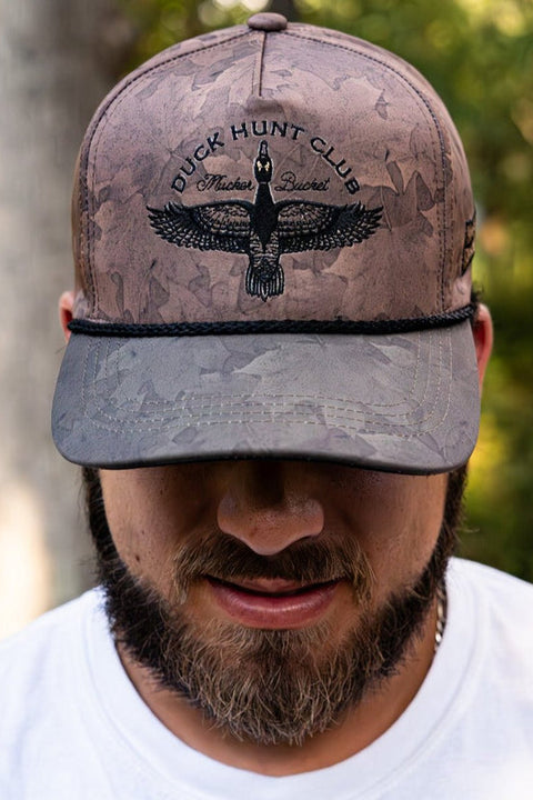 Duck Hunt Club Swamp Leaf Bucket