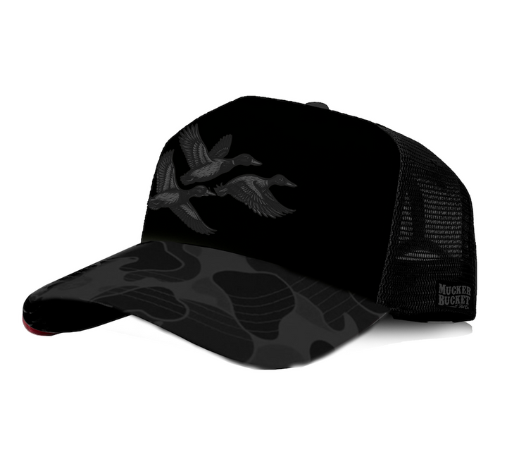 Duck Boss Blackout Trucker Bucket
