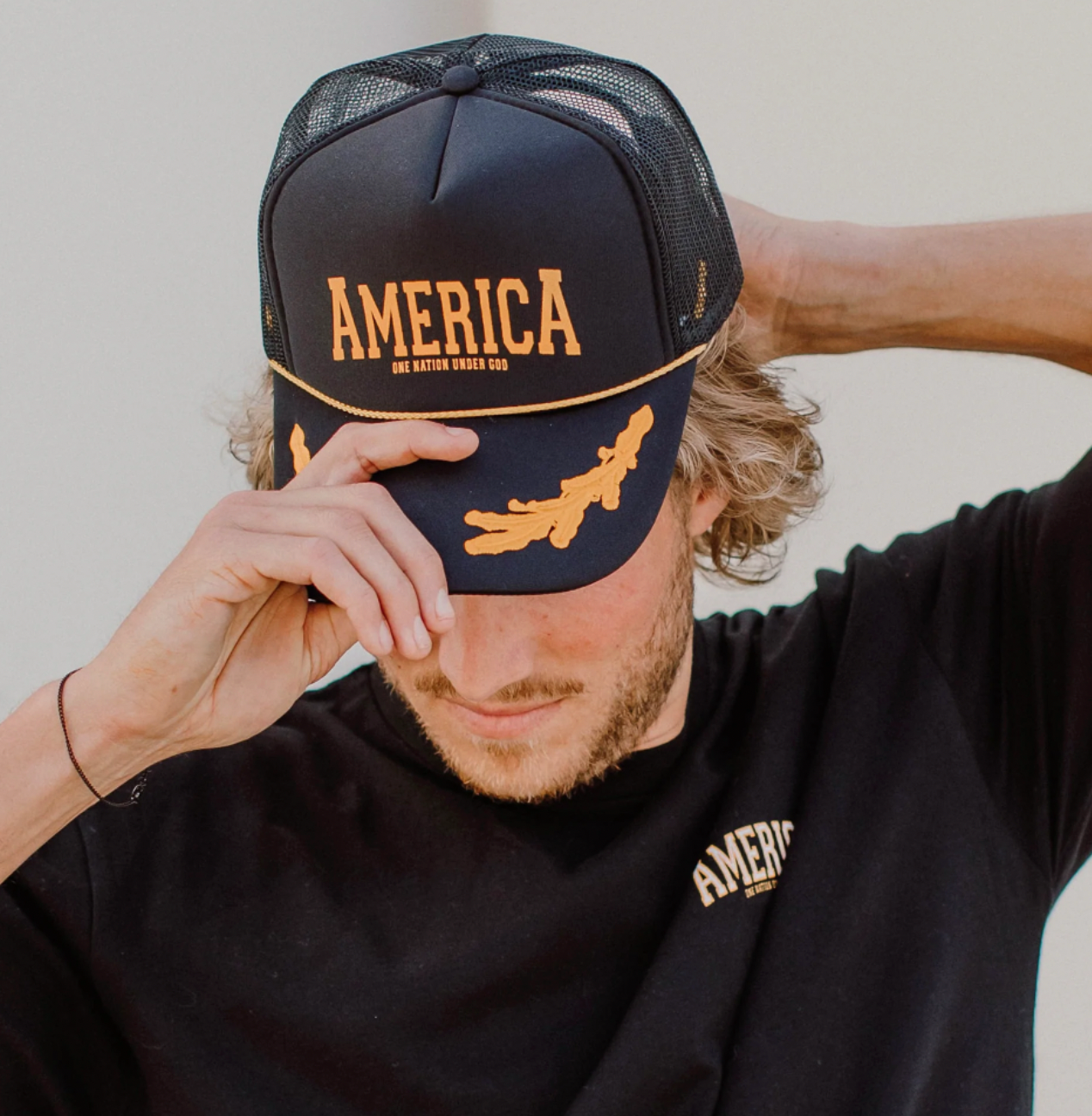 America Trucker Hat Black/Gold